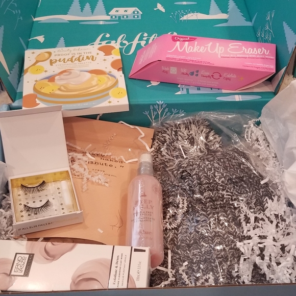 FitFabFun winter boxes - Picture 5 of 6